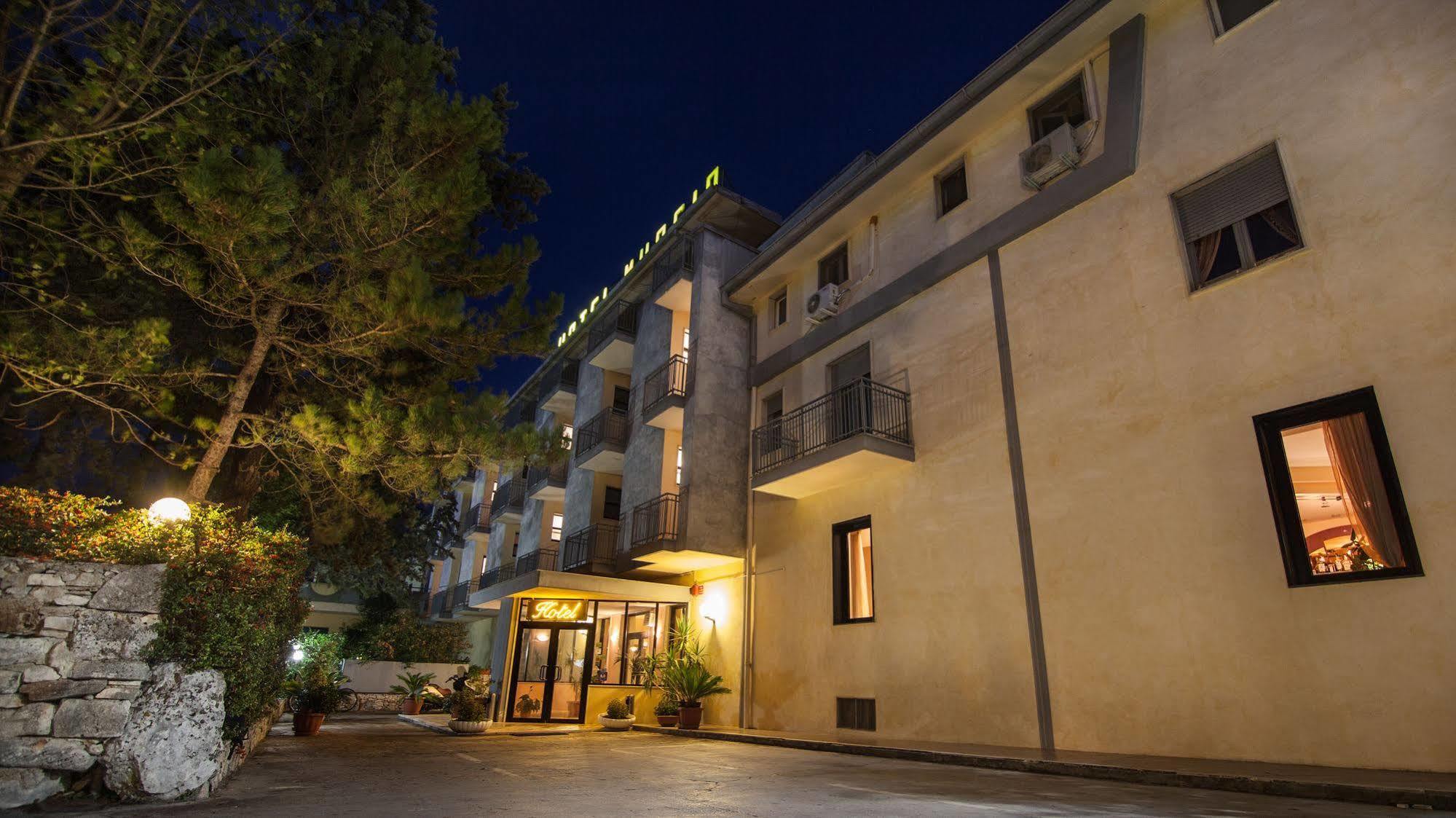 Hotel Murgia Сантерамо-ін-Колле Екстер'єр фото